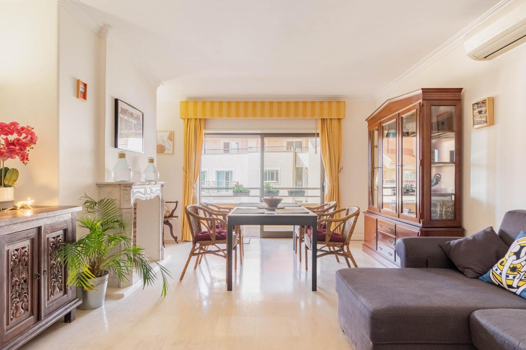 Central Cascais Apartment With Private Parking 外观 照片