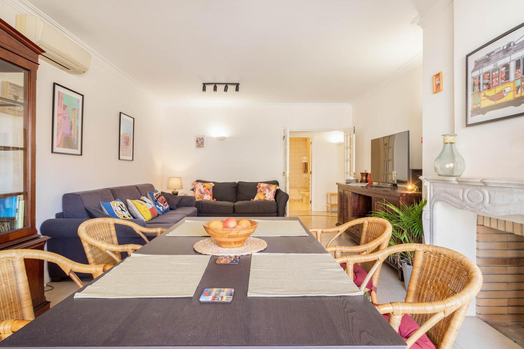 Central Cascais Apartment With Private Parking 外观 照片