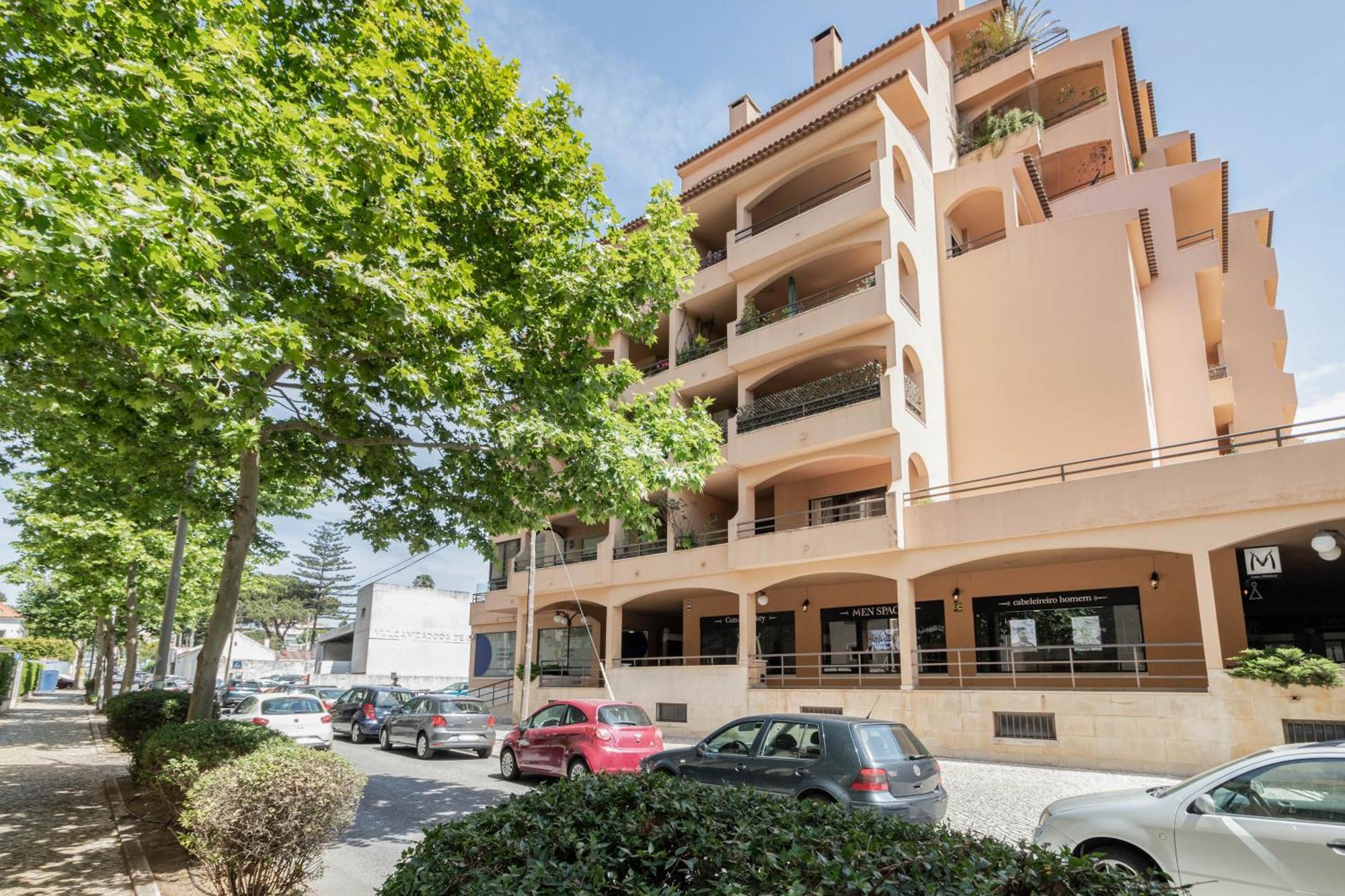 Central Cascais Apartment With Private Parking 外观 照片